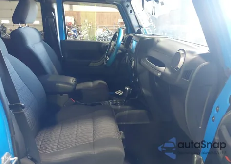 2011 Jeep Wrangler Unlimited Sport из США, поврежденный, VIN 1J4BA3H12BL609610